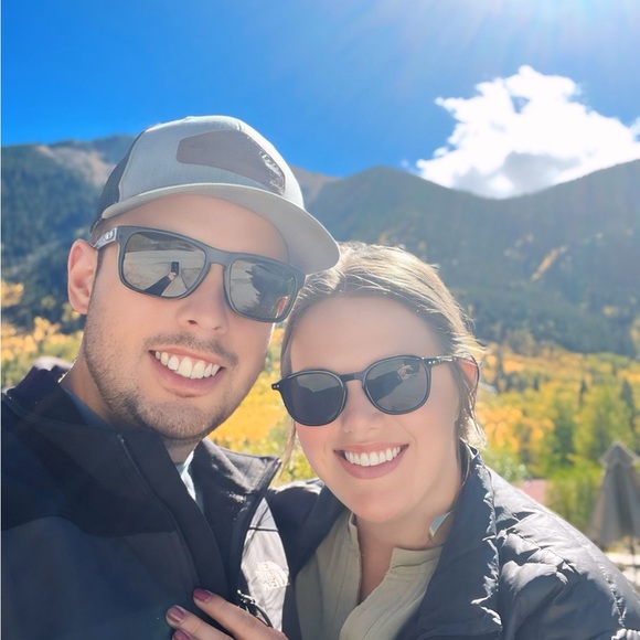 Meet your Posher, Taylor - Picture 1 of 1